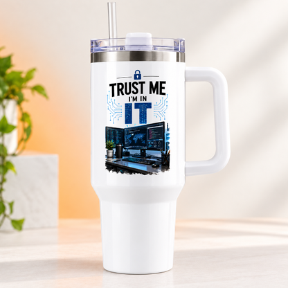 Funny Tech Travel Tumbler "Trust me I'm in IT" Graphic 40oz Stainless Steel Insulated Travel Mug with Handle & Straw – Dual Monitor Desk Setup, Circuit Board & Lock Icon Novelty Gift for Coders & Office | Fast Dispatch by UK Seller (T3055)