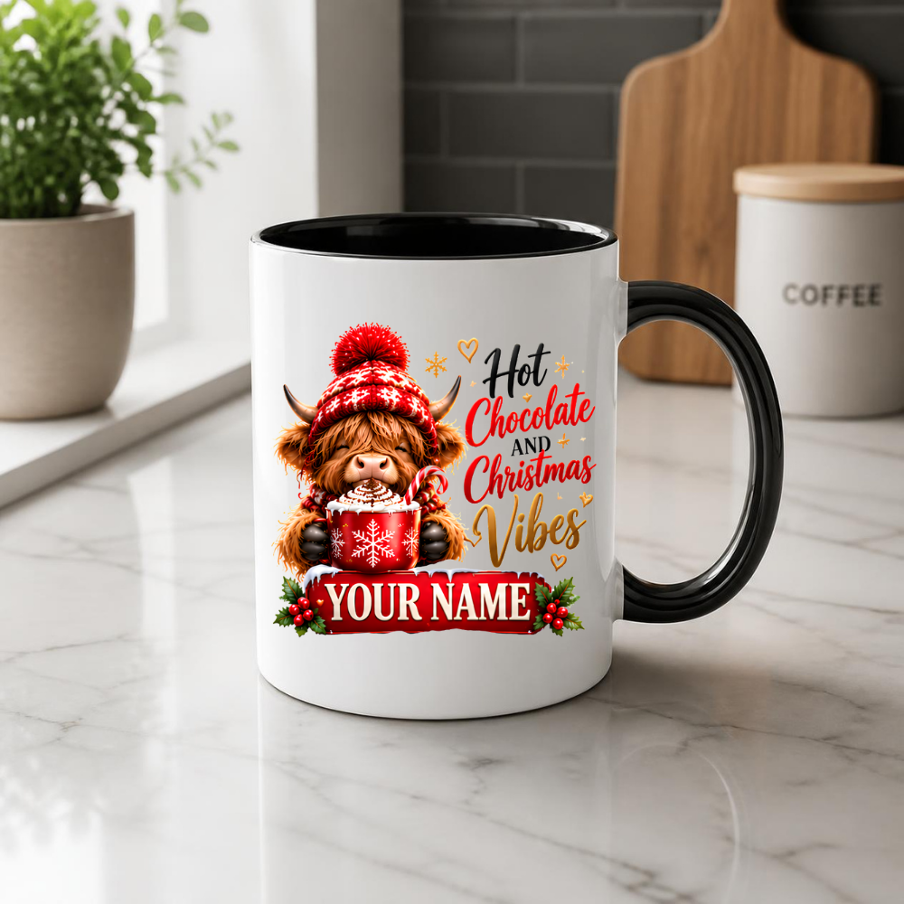 Personalised Christmas Mug "Hot Chocolate And Christmas Vibes" 325ml Ceramic Coffee Tea Cup – Winter Highland Cow, Hot Cocoa, Custom Name & Festive Slogan Novelty Gift for Bestie, Women, Holiday – Fast Dispatch by UK Seller (M3516)