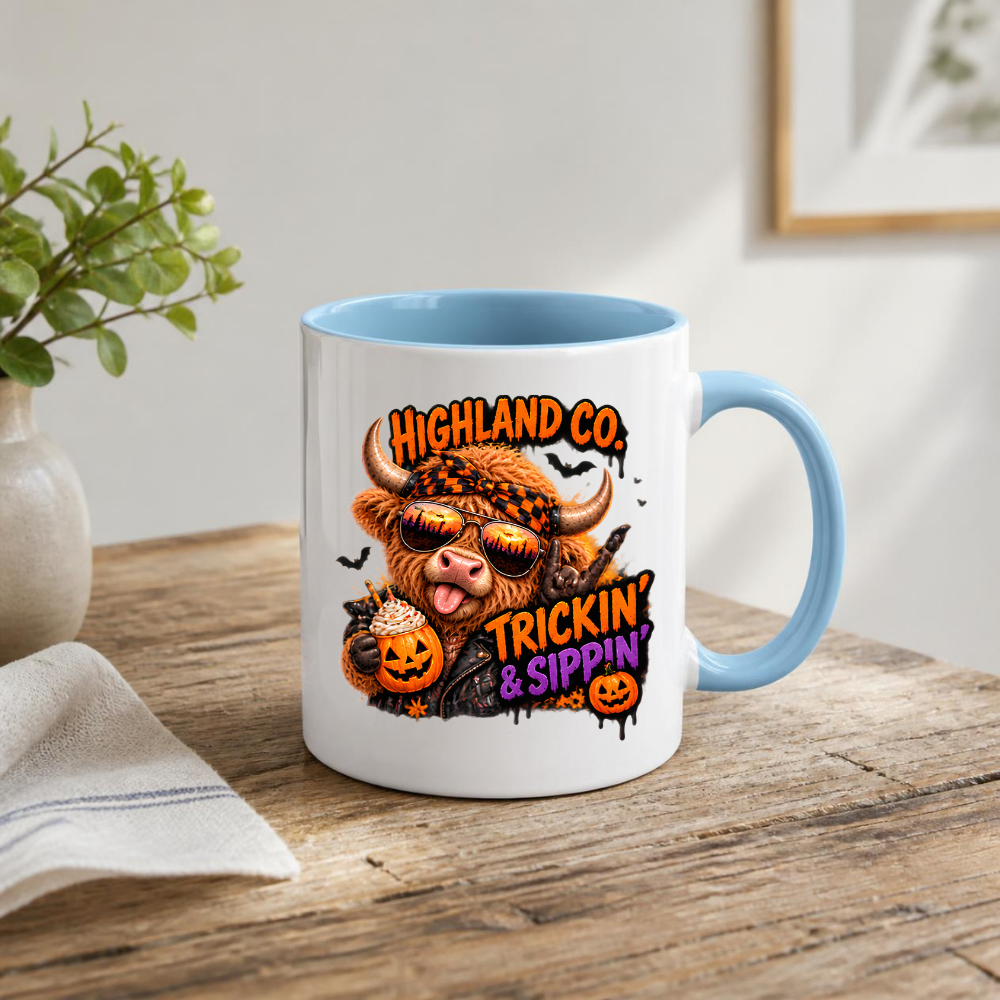 Halloween Mug "Trickin' & Sippin' Highland Co." Trickin' and Sippin' Highland Cow 325ml Ceramic Coffee Mug – Cool Rocker Halloween Tea Cup With Bandana Aviators Graphic Gift | Available in Multicolours | Fast Dispatch by UK Seller (M3177)