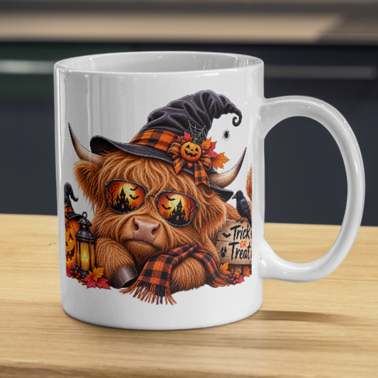 Cool Spooky Halloween Highland Cow Coffee Mug - "Trick or Treat" Jack-o'-Lantern & Witch Hat Ceramic Tea Cup for Fall Season Decor (M1213)