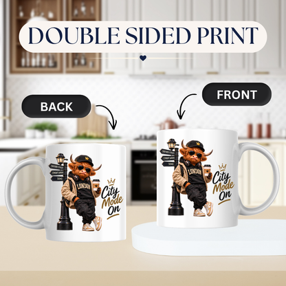 London Mug "City Mode On Cool Highland Cow" City Mode On 325ml Ceramic Coffee Mug – Cool Highland Cow in Cap, Sunglasses & Jacket Leaning on London Street Sign City Gift | Available in Multicolours | Fast Dispatch by UK Seller (M3284)
