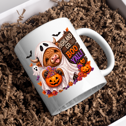 Halloween Mug "Ghost Costume Boo Y'all Highland Co." Ghost Costume Highland Cow 325ml Ceramic Coffee Mug – Cute Trick-or-Treat Tea Cup with Sheet Outfit Wooden Sign Graphic Gift | Available in Multicolours | Fast Dispatch by UK Seller (M3178)