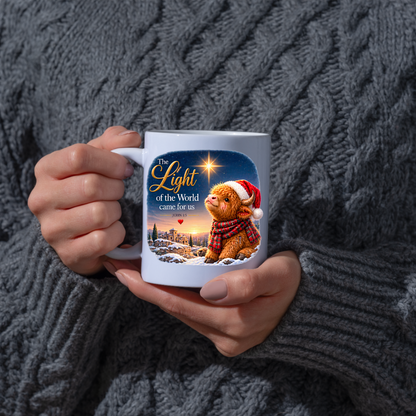 Christmas Mug "The Light Of The World Came For Us Highland Cow" John 1:5 325ml Ceramic Coffee Mug – Festive Highland Cow Mug With Santa Hat Star Of Bethlehem Christian Holiday Gift | Available in Multicolours | Fast Dispatch by UK Seller (M3308)