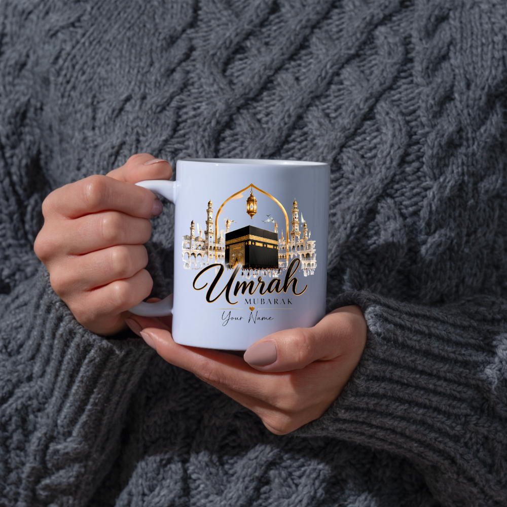 Personalised Umrah Mubarak Mug 325ml Ceramic Coffee Tea Cup – Custom Name, Golden Kaaba & Masjid Al-Haram Architecture Religious Pilgrimage Gift for Family, Friends, Hajj, Umrah Celebration – Fast Dispatch by UK Seller (M3484)