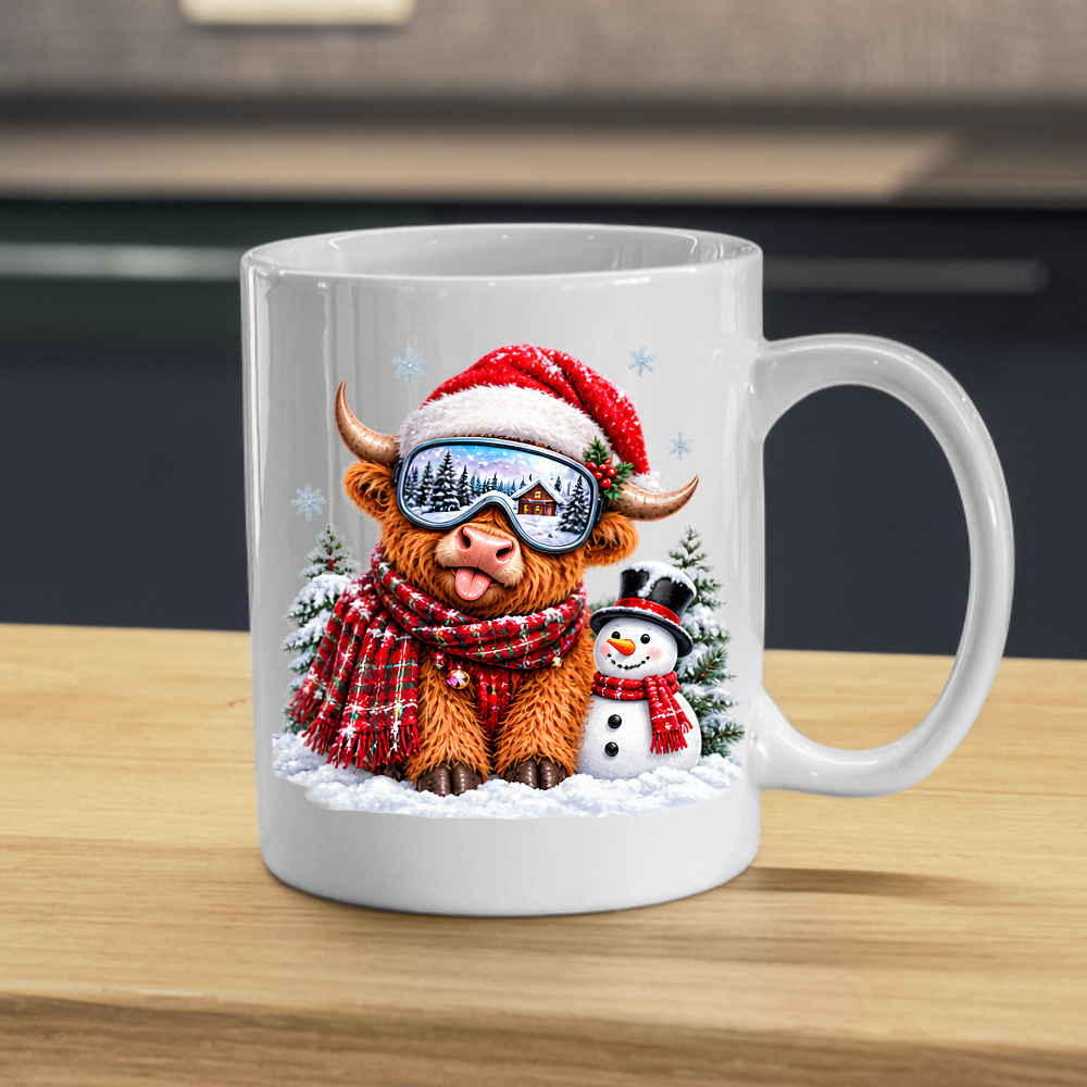 Christmas Mug "Winter Snowman Ski Goggles Highland Cow" Winter Snowman Highland Cow 325ml Ceramic Coffee Mug – Cute Christmas Ski Goggles Tea Cup With Santa Hat Snowman Graphic Gift | Available in Multicolours | Fast Dispatch by UK Seller (M3174)