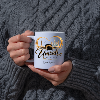 Personalised Umrah Mubarak Mug 325ml Ceramic Coffee Tea Cup – Custom Name, Holy Kaaba, Golden Heart Frame & Makkah Skyline Religious Pilgrimage Gift for Family, Friends, Hajj Celebration – Fast Dispatch by UK Seller (M3488)