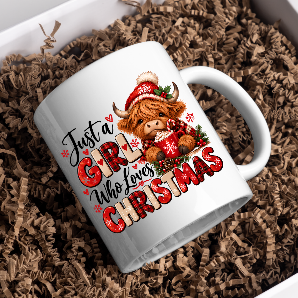 Christmas Highland Cow Mug "Just A Girl Who Loves Christmas" Just A Girl Who Loves Christmas 325ml Ceramic Coffee Mug – Festive Highland Cow in Santa Hat with Hot Cocoa & Buffalo Plaid Typography | Holiday Gift | Fast Dispatch by UK Seller (M3460)