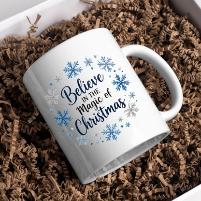 Magical Mug "Believe in the Magic of Christmas" Snowflake Wreath 325ml Ceramic Coffee Mug Festive Winter Holiday Tea Cup with Blue & Silver Snowflakes Gift | Available in Multicolours | Fast Dispatch by UK Seller (M1251)