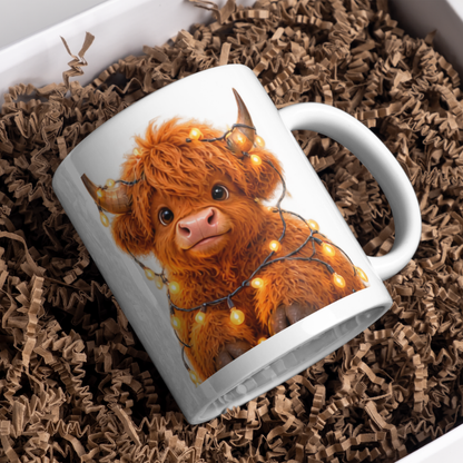 Fairy Lights Highland Cow Ceramic Coffee Mug - Glowing Warm Light Farm Animal Tea Cup for Cozy Winter Nights & Holiday Decor (M1221)